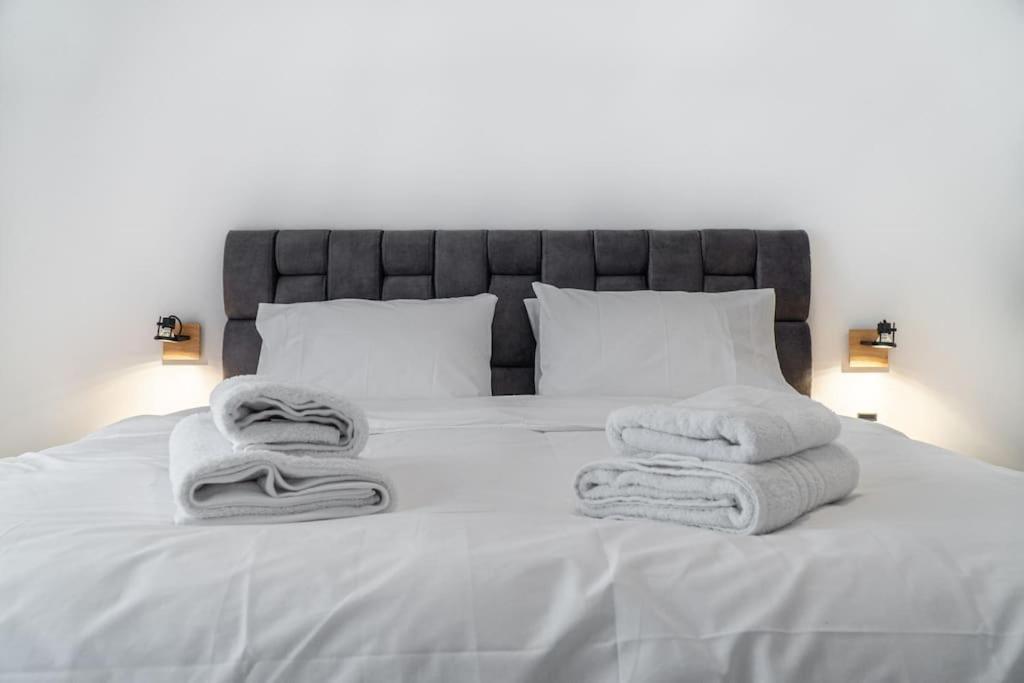 Syntagma Square, 60Sqm Platinum Suite Athena Bagian luar foto